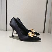 Jimmy Choo Black Satin Pumps With Flowers High Heels - 4