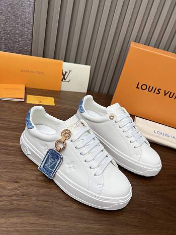 Louis Vuitton White Sneakers Denim Tag