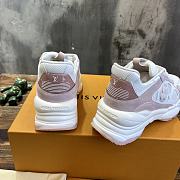 Louis Vuitton Run 55 'Pink Comfort Low‑Top'  - 2