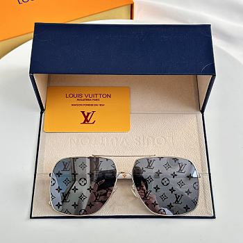 Louis Vuitton Sunglasses With Logo - 60x14x140