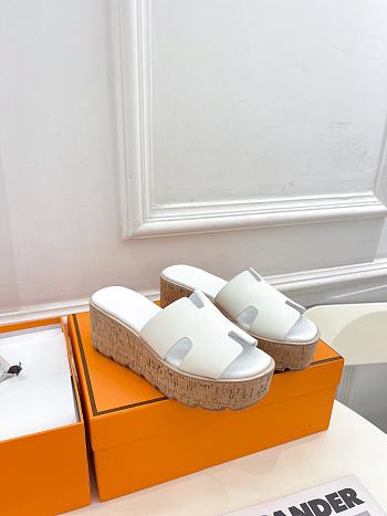 Hermès Eze 30 White Sandals