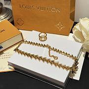 LV's Hollow Logo Ring V Necklace & Ring Twist  - 4