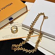 LV's Hollow Logo Ring V Necklace & Ring Twist  - 2