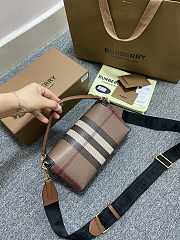 Bubbery Classic Plaid Bag Black Brown - 24x8x14cm - 4