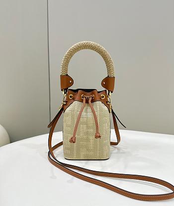 Fendi FF Motif Small Bucket Bag - 12×18×10cm