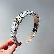 Chanel White Sponge Knit Headband - 1