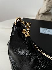 Prada Re-Edition Black Leather Bag - 22x18x6cm - 5