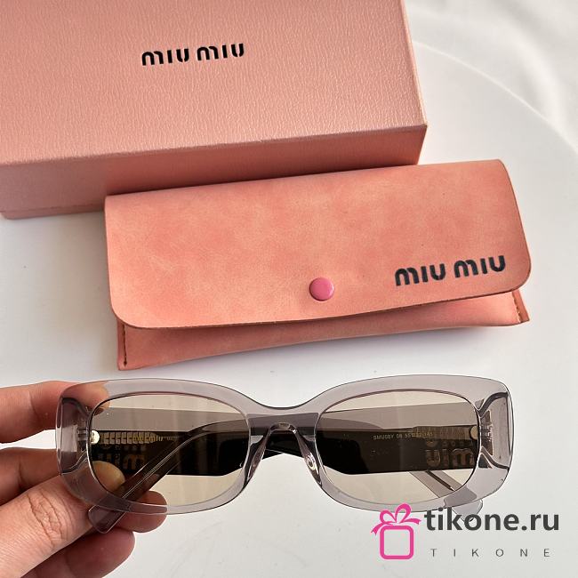 Miumiu Square Wide Frame Lens Sunglasses - 1