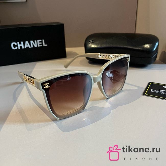 Chanel White Polaroid Sunglasses - 1