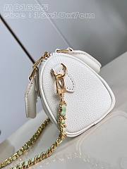 Louis Vuitton White Mini Speedy Bandouliere Bag - 16x10x7cm - 4