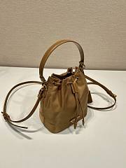 Prada Re-Edition 1978 Bag In Cork Beige - 19.5x15.5x10cm - 5