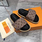 Louis Vuitton Monogram Light Brown Puffer Slippers - 2