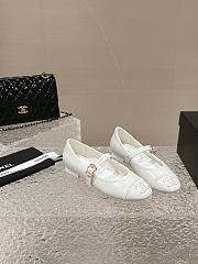 Chanel Mary Janes Lambskin White - 4