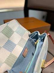 Louis Vuitton Pochette East West In Blue Caro  - 5