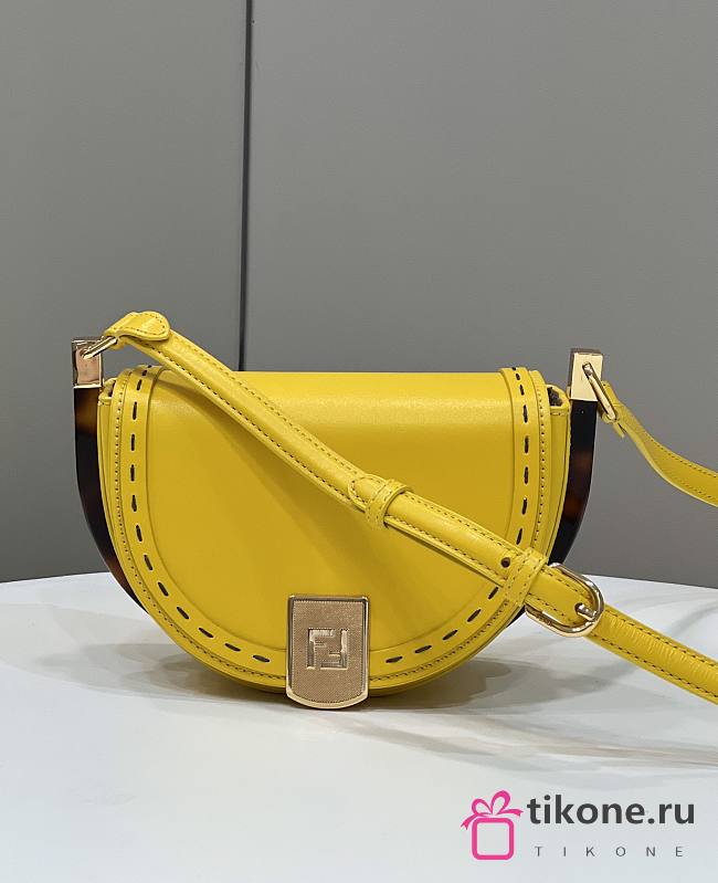 Fendi Yellow Moonlight Shoulder Bag - 19×8×14cm - 1