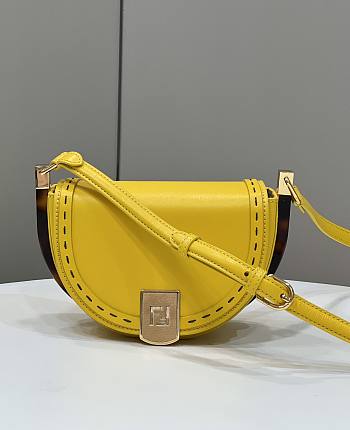 Fendi Yellow Moonlight Shoulder Bag - 19×8×14cm