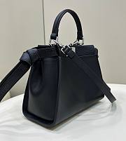 Fendi Tote Bag Leer In Black - 23x11x18cm - 4