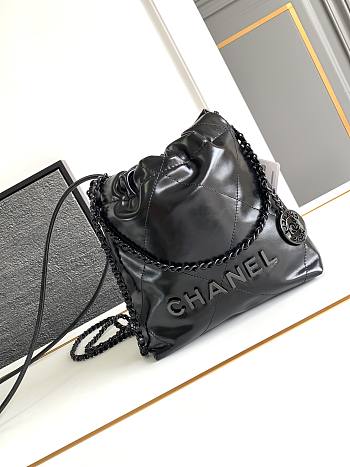 Chanel 22 Small Handbag All Black - 20x19x6cm