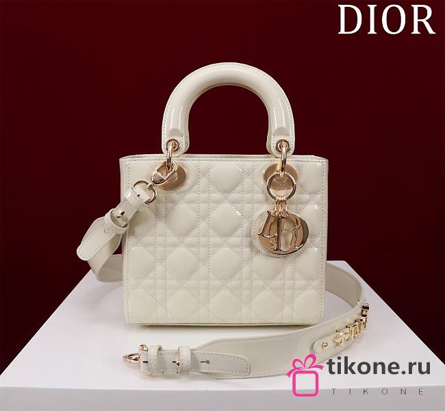 Dior Small Lady In White Shiny Lambskin - 20x16x8cm - 1