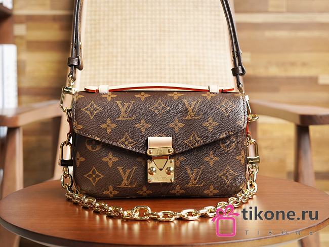 Louis Vuitton Pochette Metis East West Bag - 21.5x13.5x6cm - 1