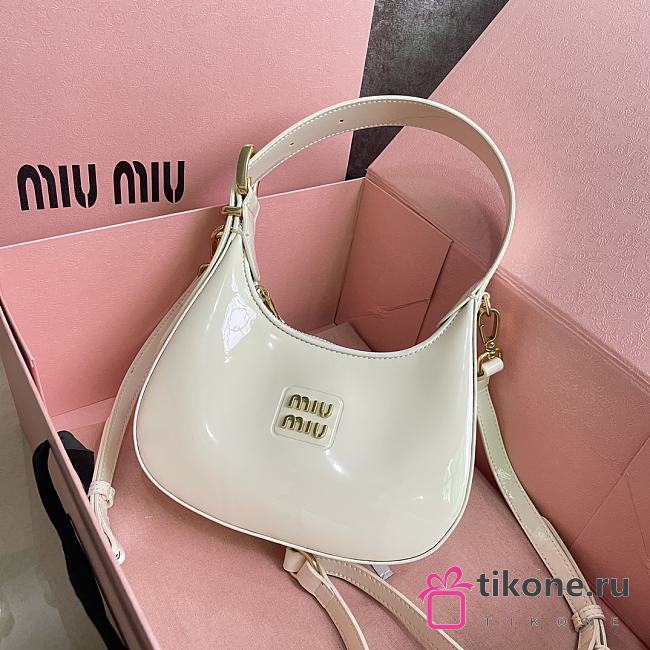 Miumiu Patent Ivory Leather Hobo Bag - 20x17x6cm - 1