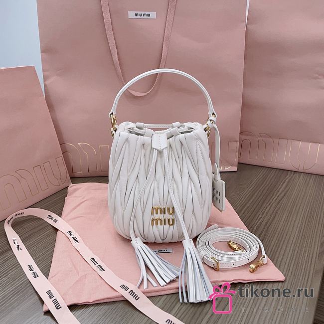 Miumiu Matelassé Nappa White Leather Bucket Bag - 17x15x10cm - 1