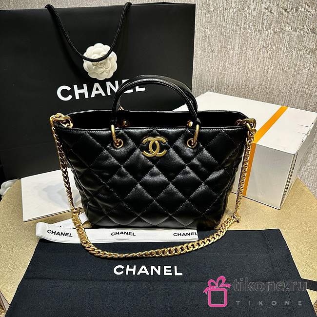 Chanel Small Shopping Bag Lambskin Black 22cm - 1