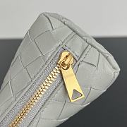 Bottega Veneta Grey Pouch - 16.5x10.5x9cm - 4