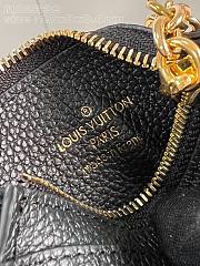 Louis Vuitton M82639 Black Flora Card Holder - 10x8.5x0.4cm - 2