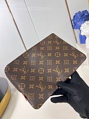 Louis Vuitton M44191 Pochette Jour Pouch - 24x17x1cm - 2