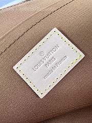 Louis Vuitton M44191 Large Pochette Jour Pouch - 33x25x2cm - 5