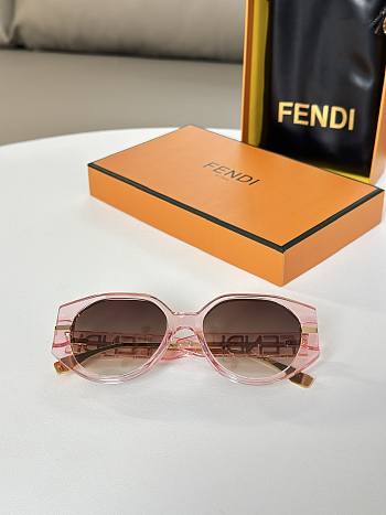 Fendi Logo Sunglasses