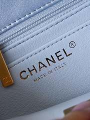 Chanel Mini FlapBag In Blue Lambskin Leather - 19.5x14.5x7.5cm - 3