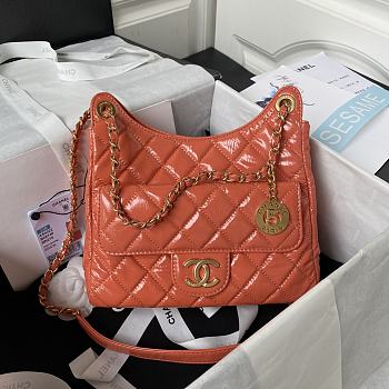 Chanel Hobo Orange Lambskin Handbag - 21.5×22.5×7cm