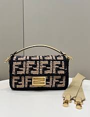 Fendi Raffia Baguette Natural Black Paglia - 27x15x6cm - 1