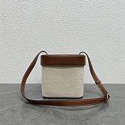 Celine Medium Box Triomphe In Natural Calfskin 16cm - 5