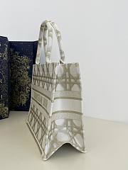 Dior Large White & Gold-Tone Embroidery Tote - 36x18x28cm - 5