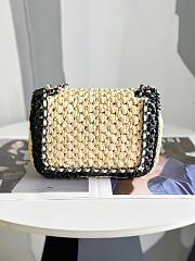 Chanel Mini FlapBag Raffia In White&Black 18cm - 3