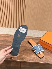 Hermes Oran 2024 In Blue Slippers 01 - 3