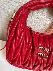 Miumiu Small Red Wander Matelassé Shoulder Bag - 20x17x6cm - 5