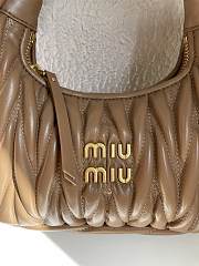 Miumiu Small Brown Wander Matelassé Shoulder Bag - 20x17x6cm - 3