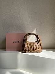 Miumiu Small Brown Wander Matelassé Shoulder Bag - 20x17x6cm - 2