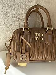 Miumiu Brown Matelassé Leather Small Bag 20cm - 4