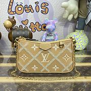 Louis Vuitton M81137 Easy Pouch On Strap Arizona - 19x11.5x3cm - 1