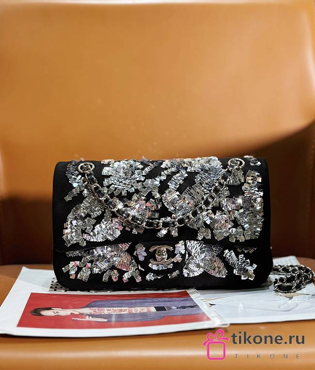 Chanel Black Sequins Bag  - 25.5x15.5x6.5cm - 1