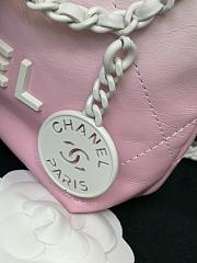 Chanel 22 Mini White & Light Pink Gadient Hobo Bag - 20x19x6cm - 2