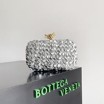 Bottega Veneta Silver Knot Minaudiere Silver - 20.5x6x12.5cm