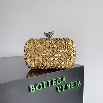 Bottega Veneta Gold Knot Minaudiere Silver - 20.5x6x12.5cm