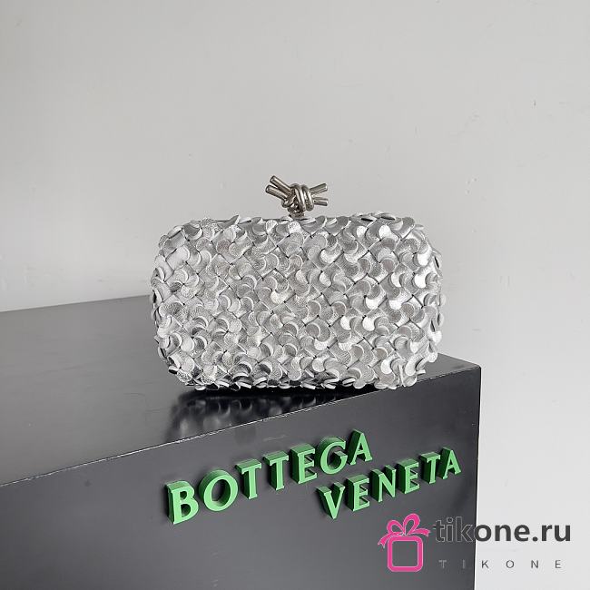 Bottega Veneta Full Silver Knot Minaudiere - 20.5x6x12.5cm - 1