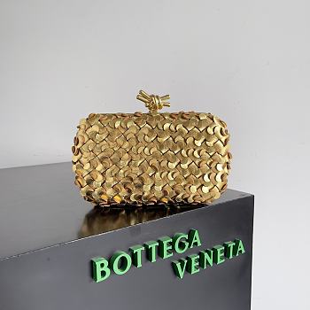 Bottega Veneta Full Gold Knot Minaudiere - 20.5x6x12.5cm